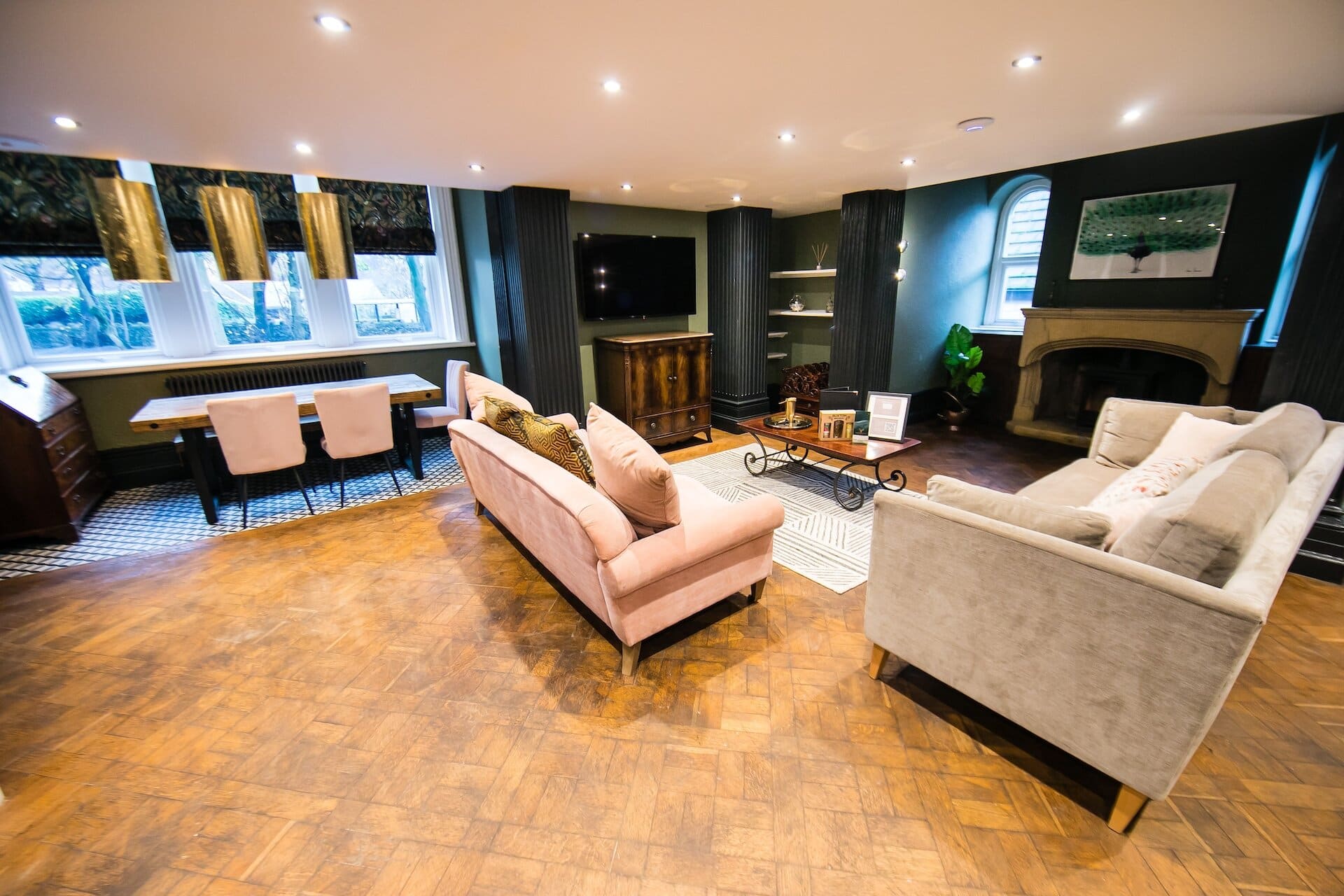 the crescent suite 1