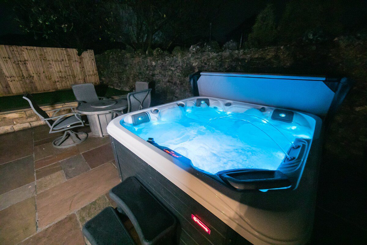 the opera suite by muse escapes 1